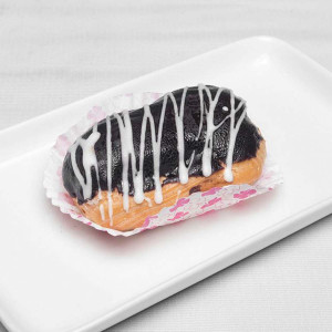 Chocolate Eclair 2 Pieces